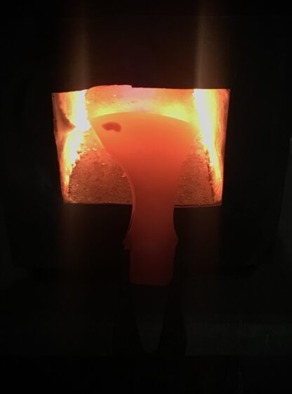 Ručne vyrobená sekerka - Medveď.